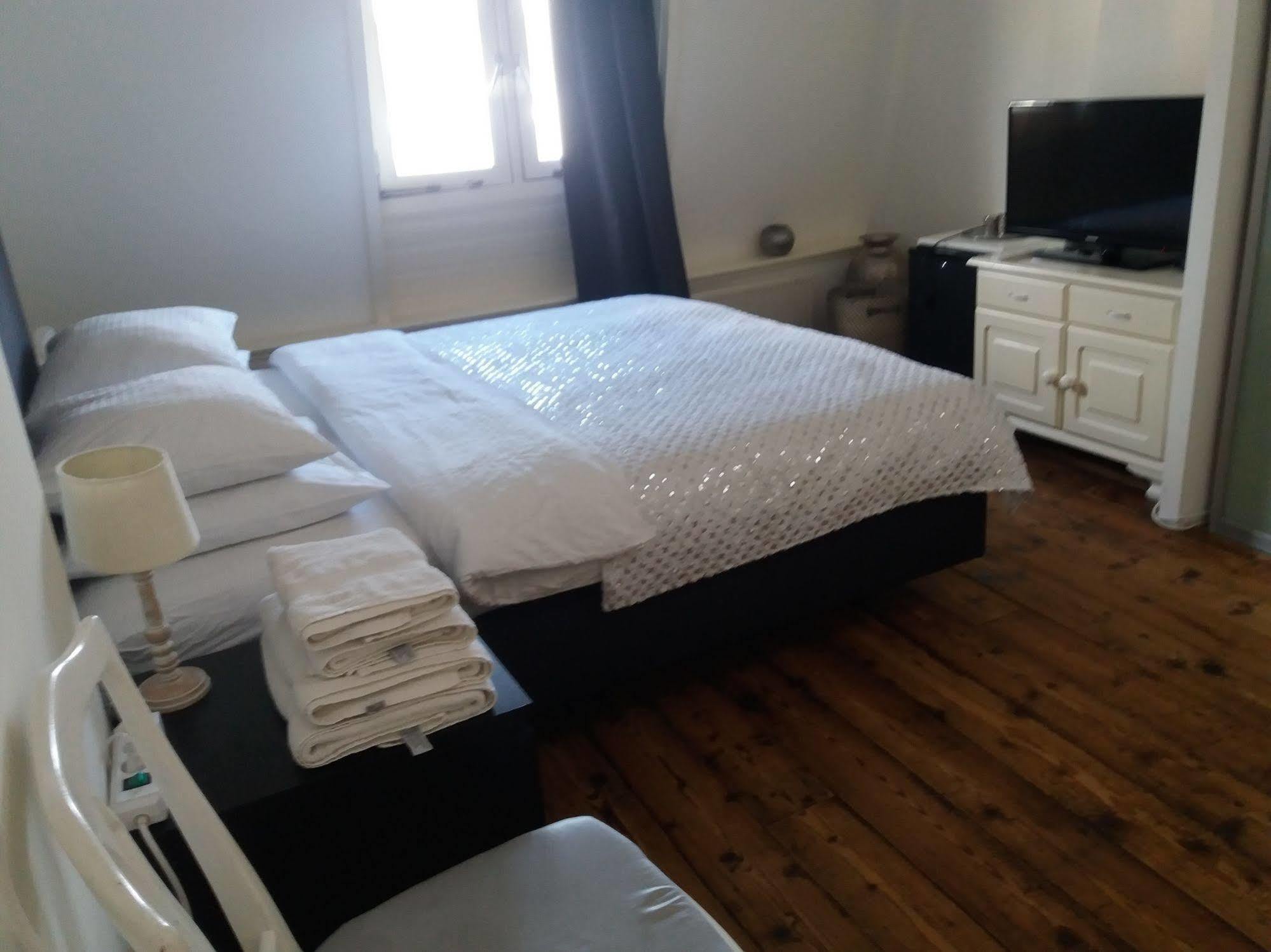 Jamila Suites Amersfoort Extérieur photo